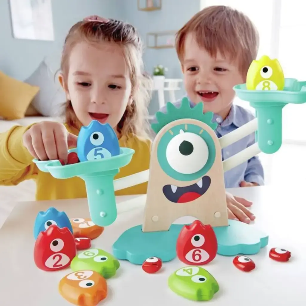 E0511-Báscula-Matemática-Monstruosa-Hape-Jugueteria-Mukkies-c.webp