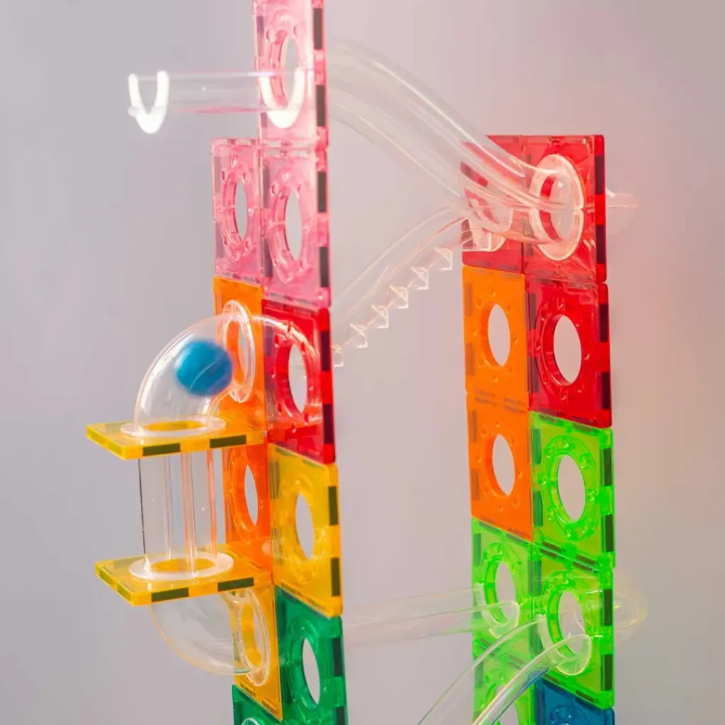 Detalle-juego-magnetico-tobogan-70-piezas-imanix-jugueteria-Tenerife Sur.webp