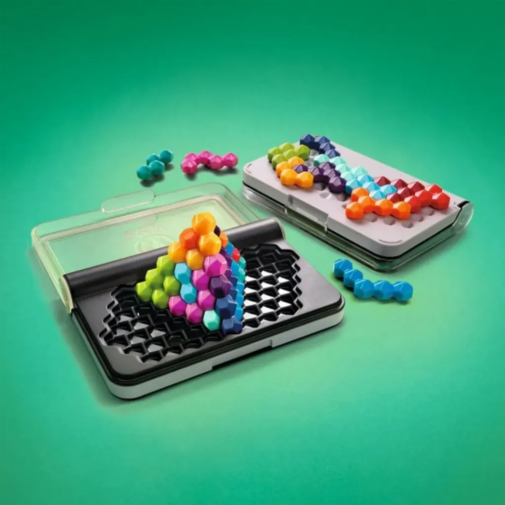 Juego-de-Logica-IQ-Six-Pro-3D-SmartGames-Jugueterias-Canarias.webp