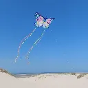 Cometa Maxi Butterfly volando-Djeco-Jugueteria Mukkies-Canarias.webp