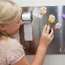 Niña con diseños inmantados de Moldea y Pinta Hadas Brillantes-4M-Juguetería Mukkies.webp