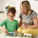 Madre e hija jugando a Juego de Logica-Noah´s Ark-disponible en Juguetería Educativa en Canarias.webp