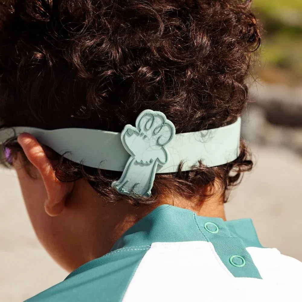 Niño con Tira Gafas de Piscina verde-Swim Essential-disponible en Mukkies.webp