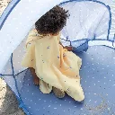 Niño dentro de Carpa Pop Up con Protección Solar-Fishes Mini-Monneka.webp