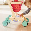 Niño pequeño con Carrito para la Compra-Hape-diponible en Juguetería Mukkies.webp