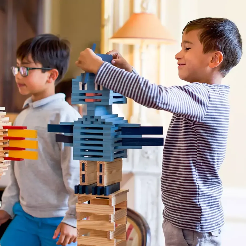 Niños con Juego de Tablillas Azul Claro-Kapla-40 unidades disponible en Jugueteria Mukkies.webp