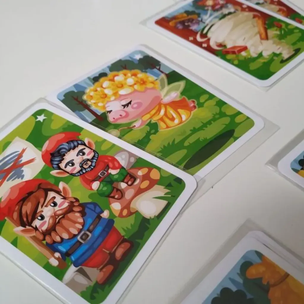 Juego de Cartas Piggy Forest-Mixingames-disponible última unidad-descatalogado.webp