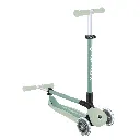 Forma de plegado de GO•UP Active Lights Eco Pistacho–Patinete evolutivo Globber 3 en 1 para niños 15 meses a 9 años–Juguetería Mukkies Canarias.webp